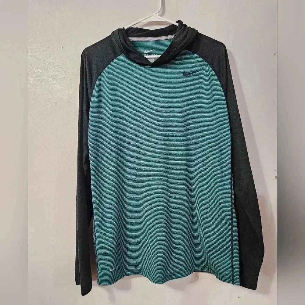 Nike dri fit blue and black striped hoodie!